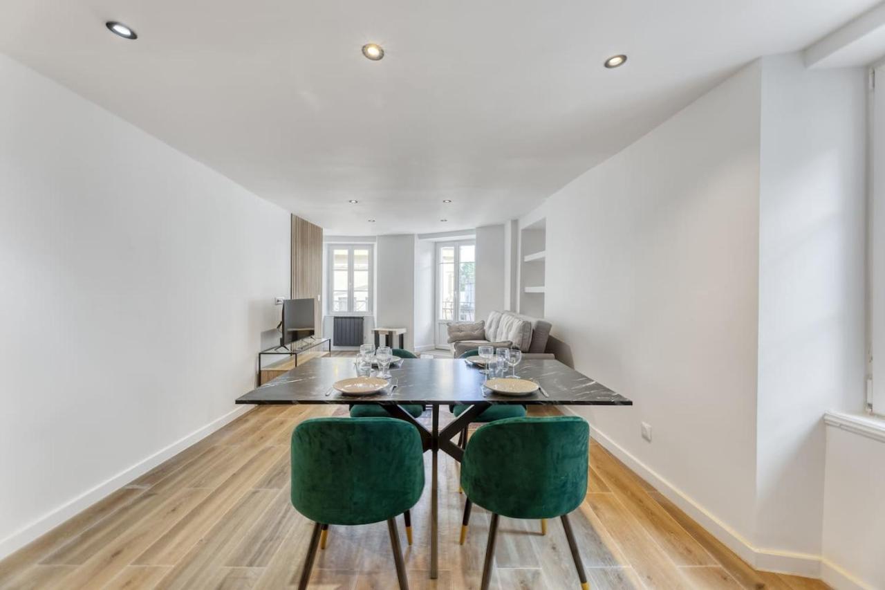 Appartement Hyper Centre Evian - Cote Theatre Luaran gambar