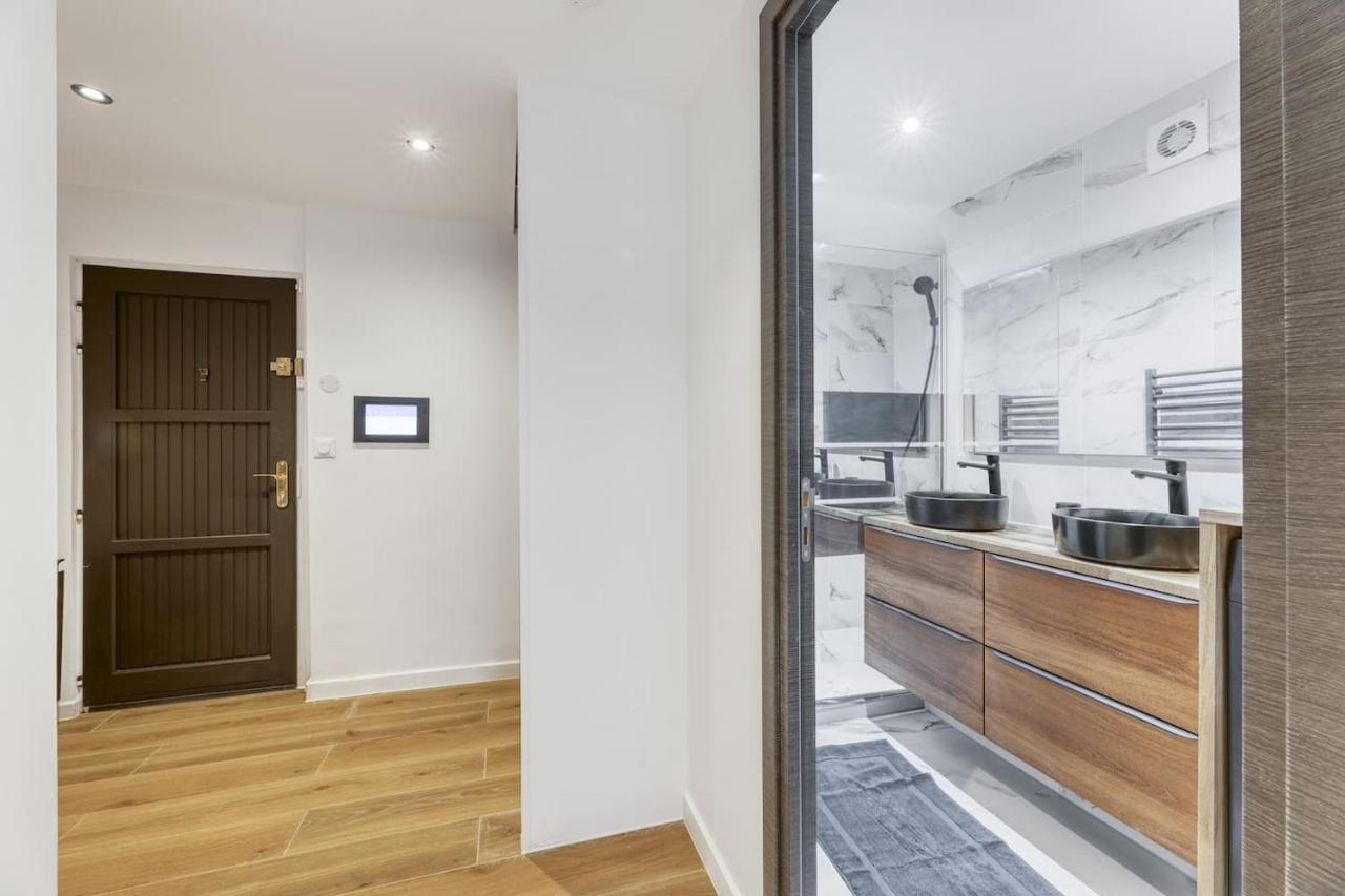 Appartement Hyper Centre Evian - Cote Theatre Luaran gambar